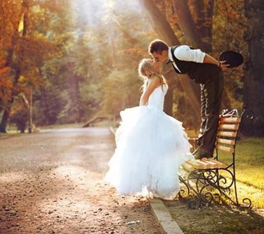3 Fall Wedding Looks Guaranteed to 'Wow'